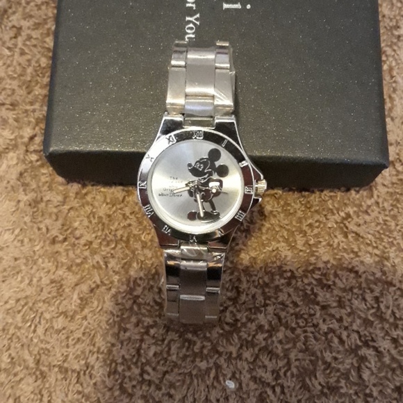 Top - Picture 4 of 5